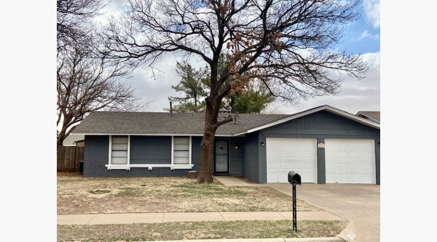 Beautifully updated 322 Lubbock For Sale By Owner